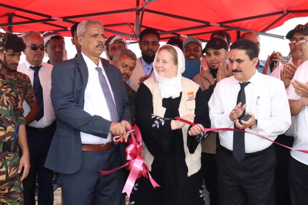 الوحدة التنفيذية تفتتح مخيم عتيرة 2 للنازحين في لحج