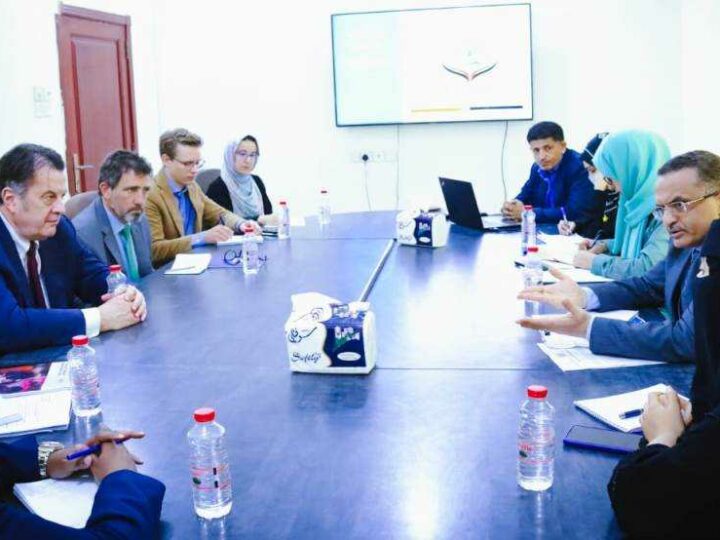 Head Executive Management Gressly discuss support for IDP Camps